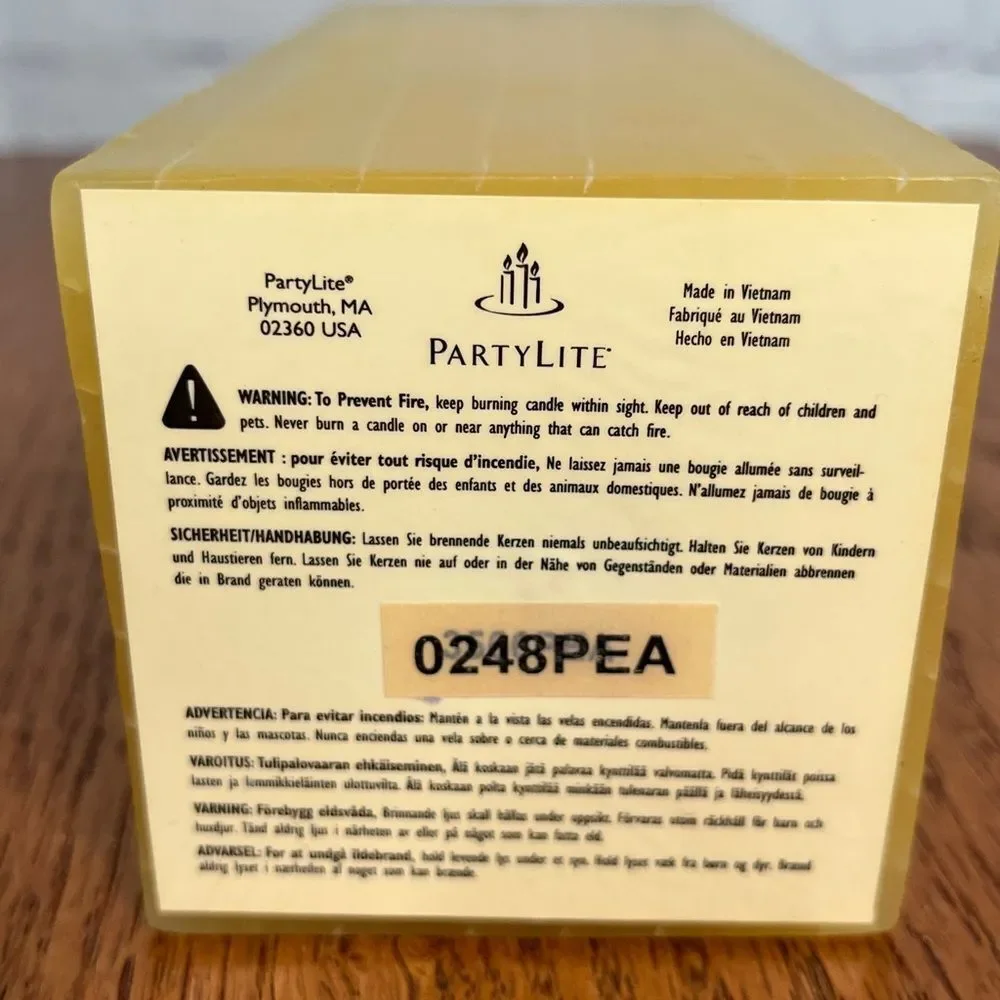 PartyLite Yuzu & Lime 3x9 Square Pillar New in box - Picture 4 of 4